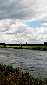 Oude Ijssel met op achtergrond Martinitoren Doesburg (geüpload door Ben Lebbink)